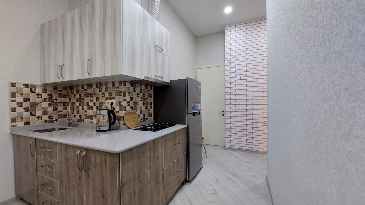 Elit Apartments バトゥーミ エクステリア 写真