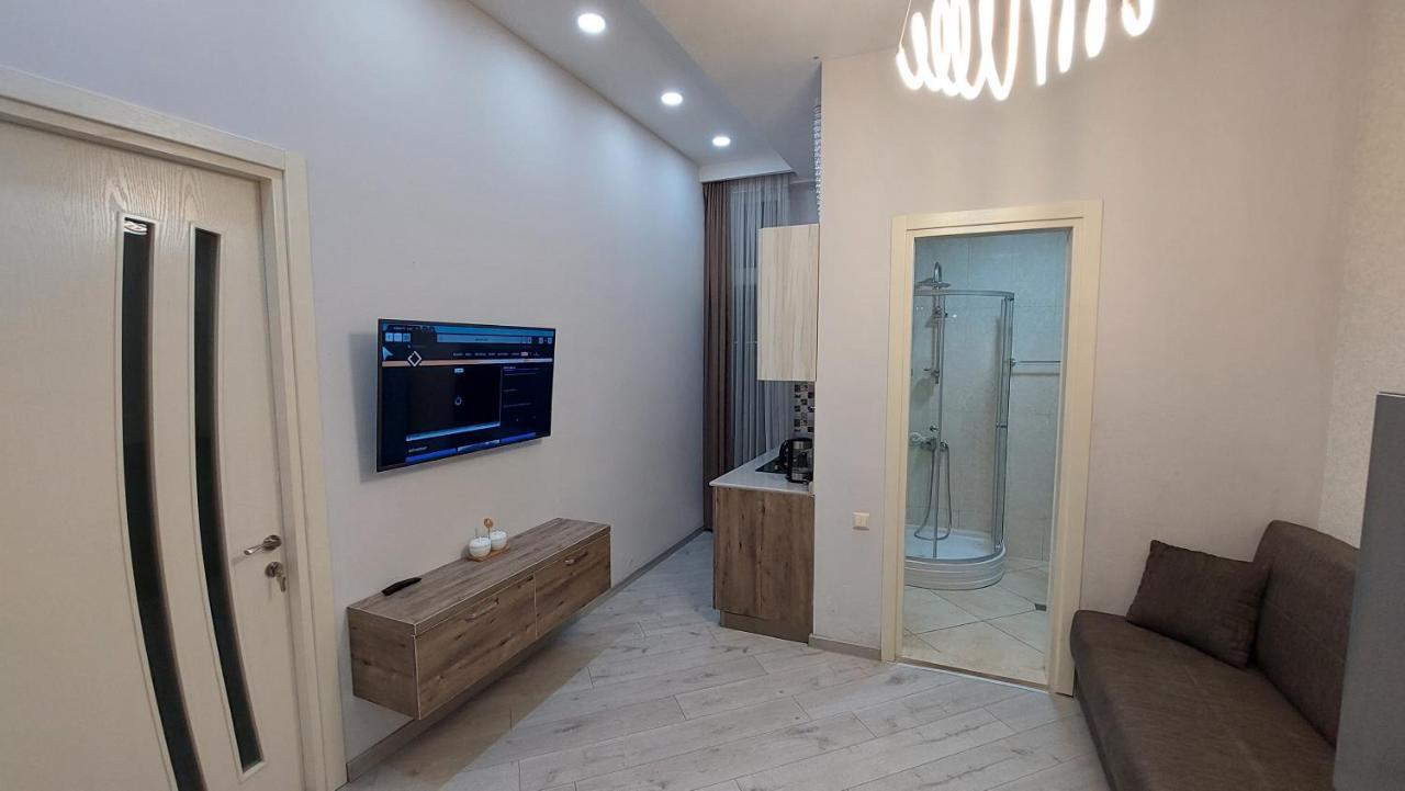Elit Apartments バトゥーミ エクステリア 写真