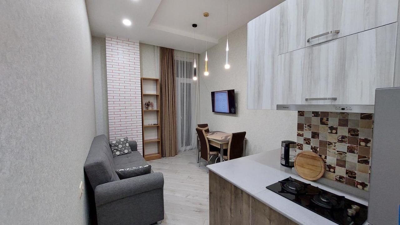 Elit Apartments バトゥーミ エクステリア 写真