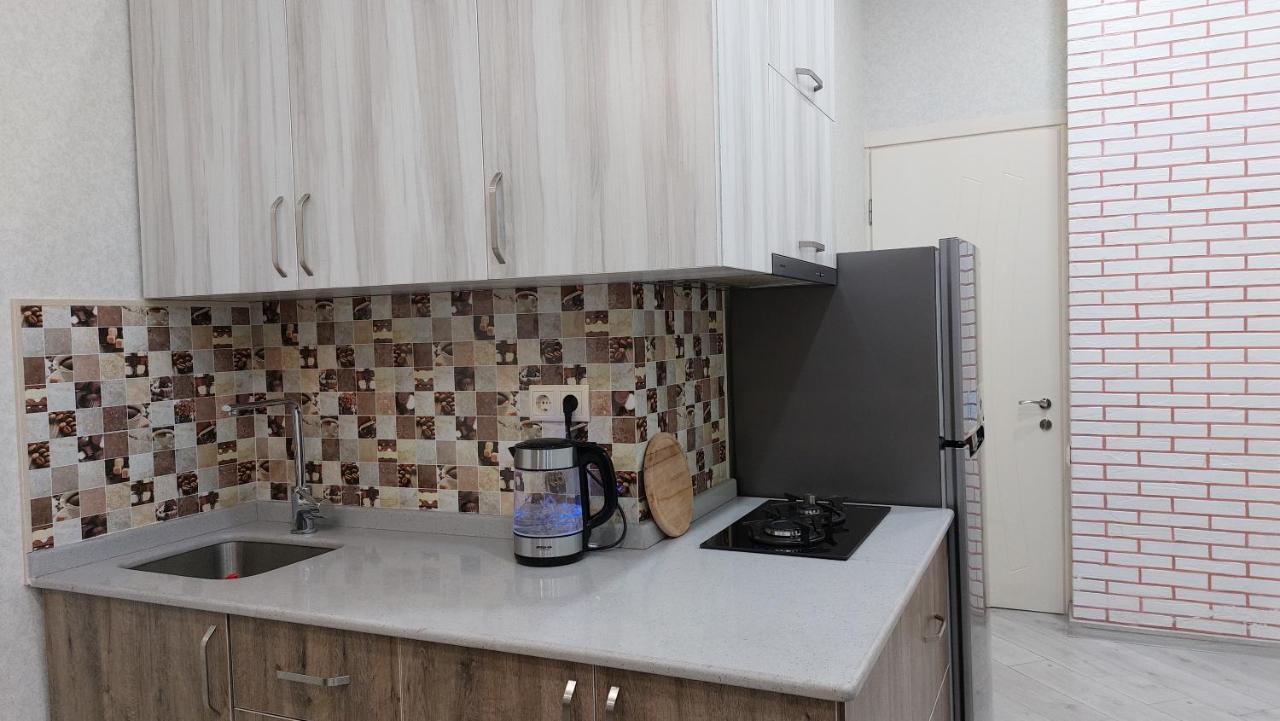 Elit Apartments バトゥーミ エクステリア 写真