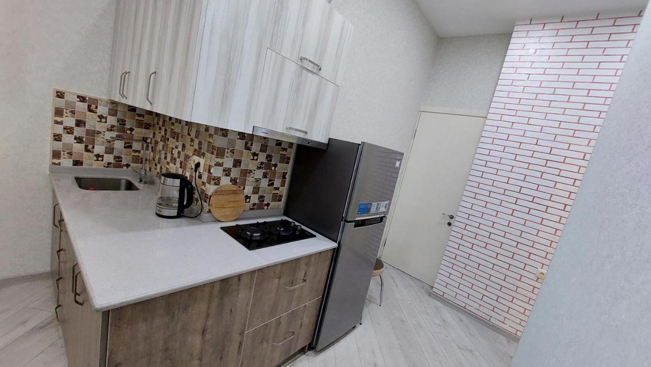 Elit Apartments バトゥーミ エクステリア 写真