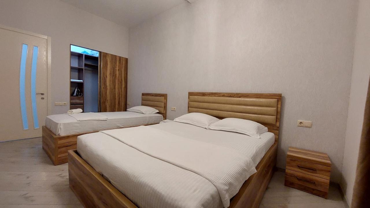 Elit Apartments バトゥーミ エクステリア 写真