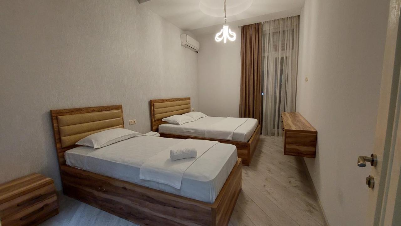 Elit Apartments バトゥーミ エクステリア 写真