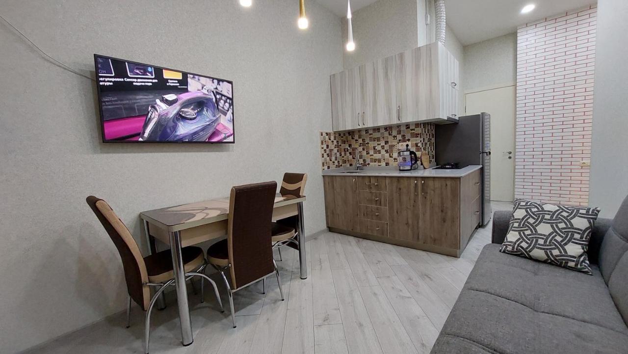 Elit Apartments バトゥーミ エクステリア 写真